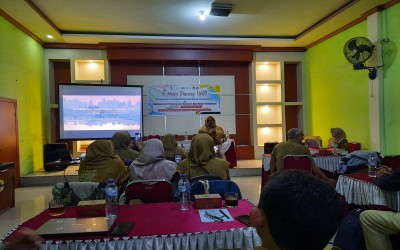 IHT Bertema Literasi Guru dalam Pembelajaran fokus Teks Sastra